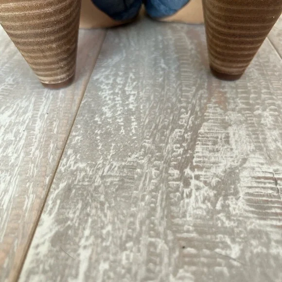 Vince Camuto Denim Blue Ankle Bootie 7M Peep Toe, Inside Zipper. Like New - Picture 7 of 9